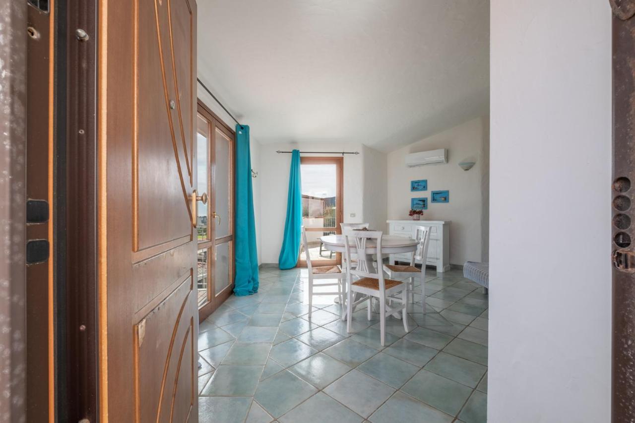 Villa Oleandri Rossi Tanaunella Exterior foto